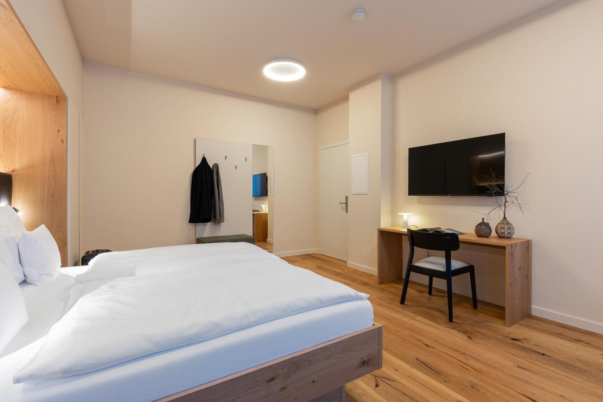 Boutique Hotel Gruener Zweig Schlettau Ngoại thất bức ảnh