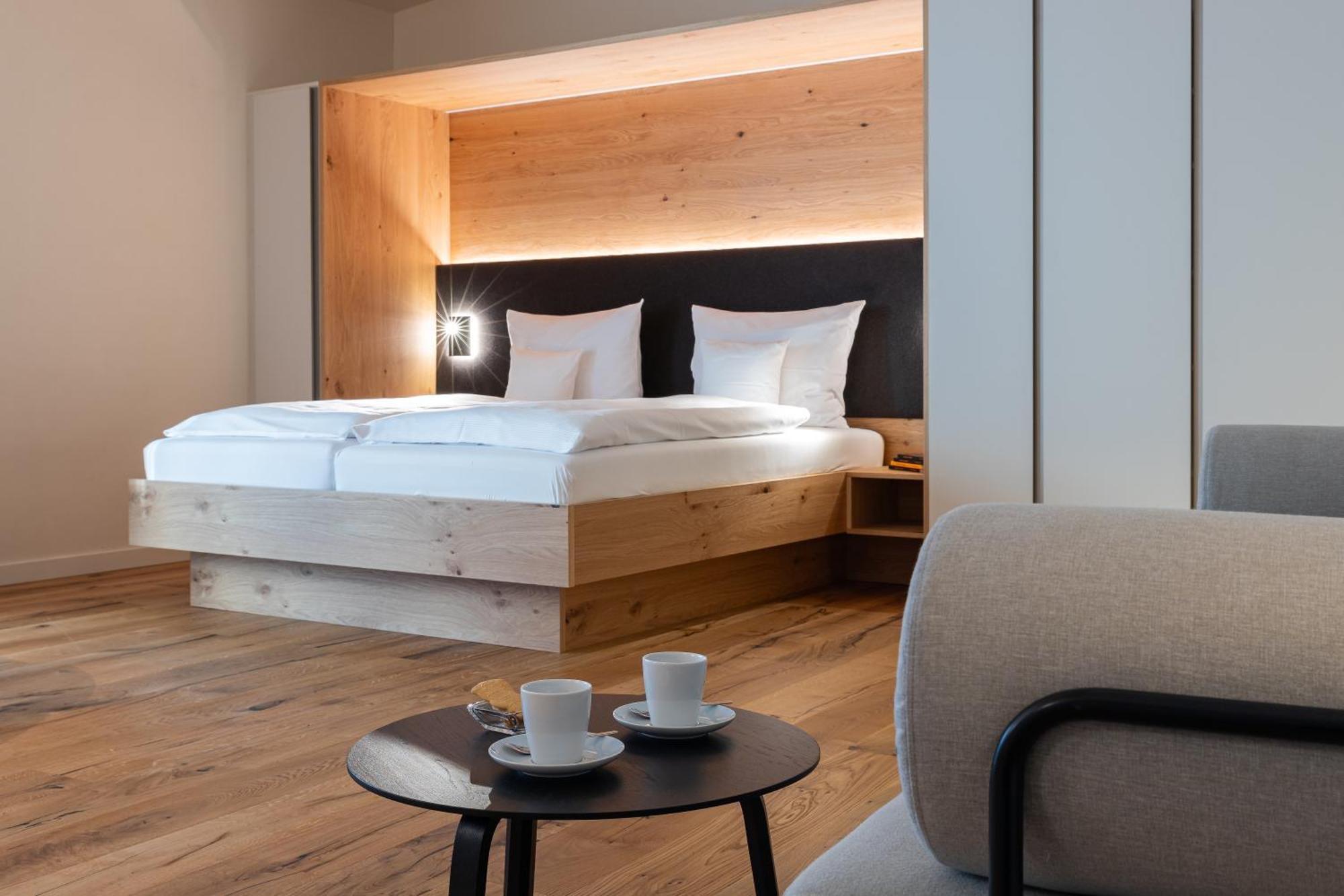Boutique Hotel Gruener Zweig Schlettau Ngoại thất bức ảnh