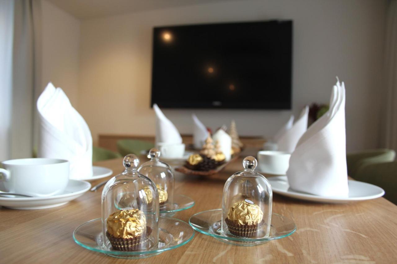 Boutique Hotel Gruener Zweig Schlettau Ngoại thất bức ảnh